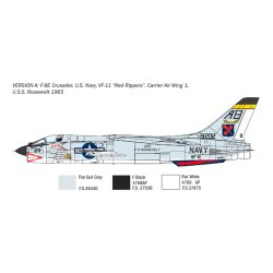 Italeri 1:72 F-8E Crusader - Modellflygplan