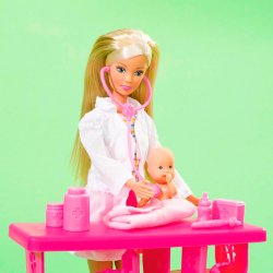 Steffi Love dukke som doktor