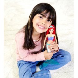 Steffi Love havfrue med lys i halen