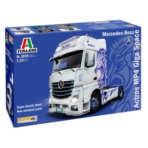 Italeri Mercedes Benz Actros MP4 Show Truck - 1:24