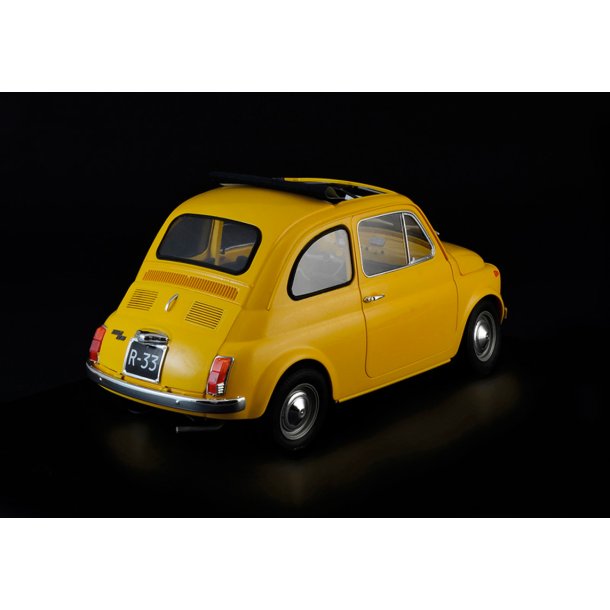 Italeri Fiat 500 F (1968) - 1:12