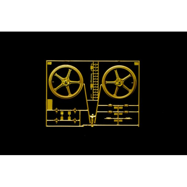 Italeri 1:9 Suzuki RG 500 XR27 - Modelmotorcykel