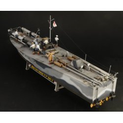 Italeri 1:35 Vosper MTB 74 med mandskab - Modelskib
