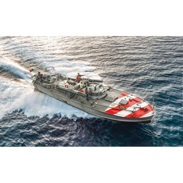 Italeri 1:35 M.A.S 563/568 m. bestning - Modelskib