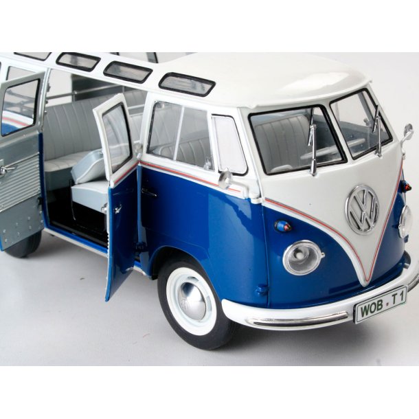 Revell Volkswagen T1 Samba bus - 1:24