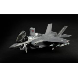 Italeri 1:48 F-35 B Lightning II - Modelfly