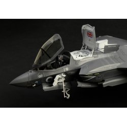 Italeri 1:48 F-35 B Lightning II - Modelfly