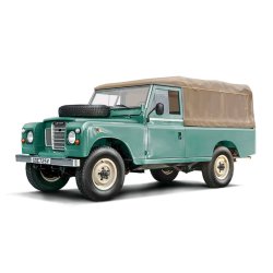 Italeri 1:24 Land Rover 109 LWB - Modelbil