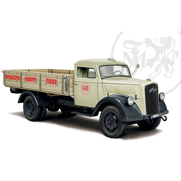 Italeri 1:24 Opel Blitz classic truck - Modelbil