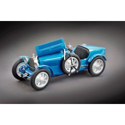 Italeri 1:12 Bugatti Type 35B Roadster - Modelbil