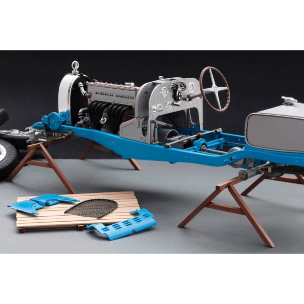 Italeri 1:12 Bugatti Type 35B Roadster - Modelbil