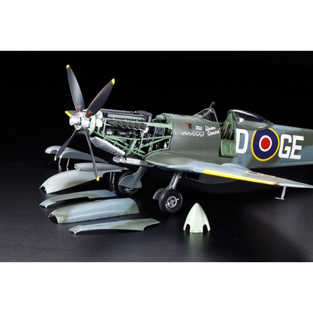 Tamiya Supermarine Spitfire Mk.XVIe 1:32 - Modelfly