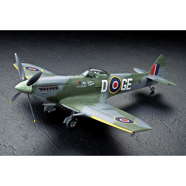 Tamiya Supermarine Spitfire Mk.XVIe 1:32 - Modelfly