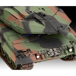 Revell Leopard 2 A6M+ 1:35 modell tank