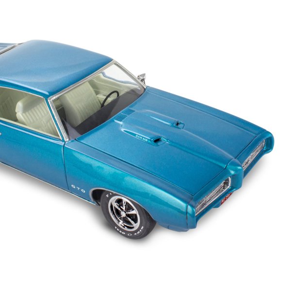 Revell 69 Pontiac GTO "The Judge" 2i1 modelbil