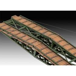 Revell Churchill A.V.R.E. modelkampvogn - 1:76 Med lim og maling