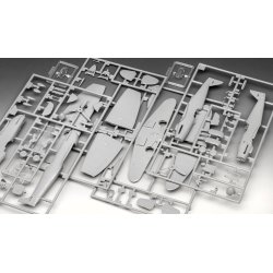 Revell Combat Set Bf109G-10 &amp; Spitfire Mk modelfly - 1:72 - Med lim og maling