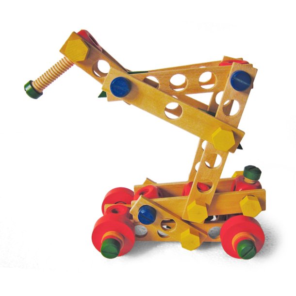 Trbyggest med 90 dele i spand