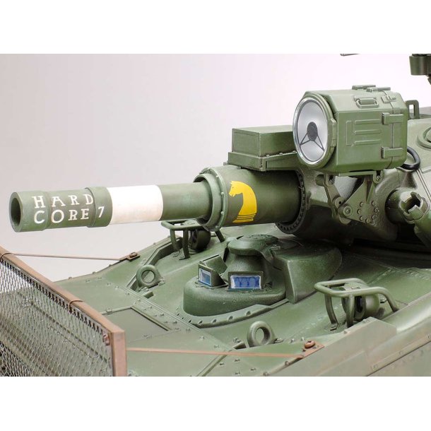 Tamiya US Airborne tank M551 Sheridan - 1:16