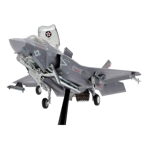 Tamiya F-35B Lightning II - 1:48
