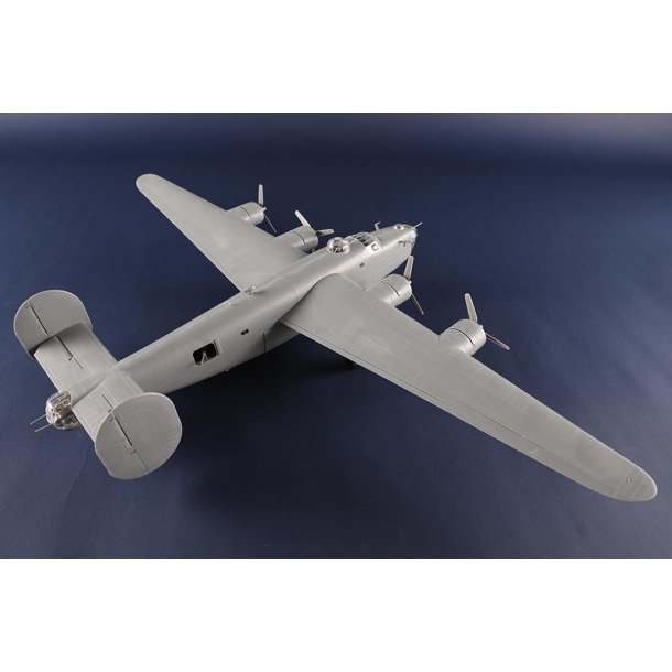 Hobby Boss US B-24D Liberator - 1:48