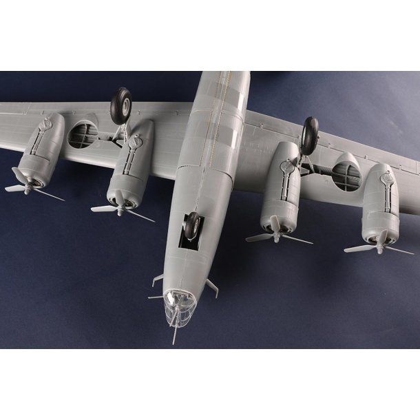 Hobby Boss US B-24D Liberator - 1:48
