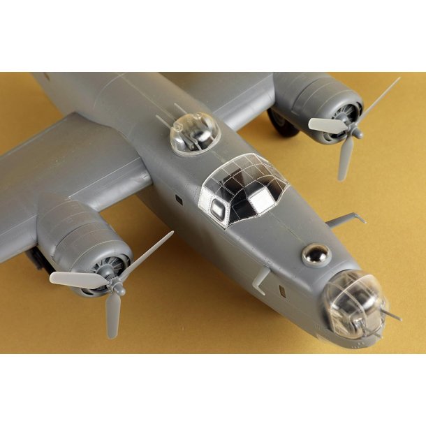 Hobby Boss US B-24J Liberator - 1:48
