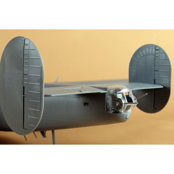 Hobby Boss US B-24J Liberator - 1:48