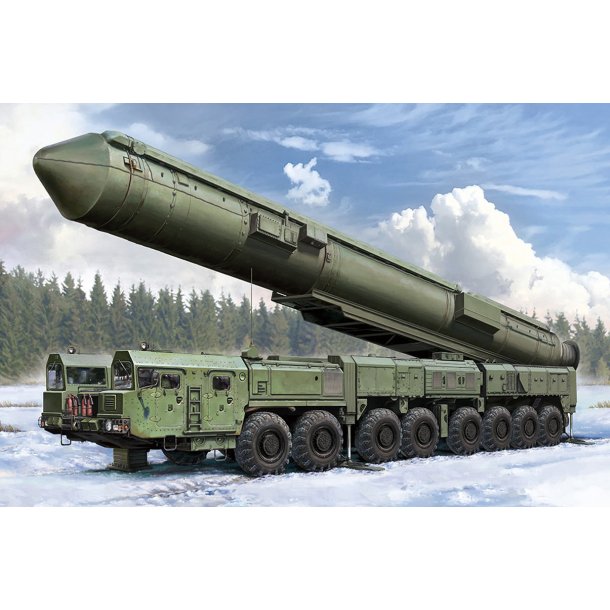 Hobby Boss 15U175 TEL of RS-12M1 Topol-M ICBM 1:72