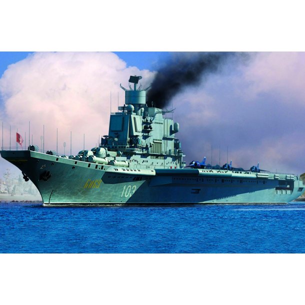 Hobby Boss Soviet Aircraft Carrier Baku 1:700 modelskib