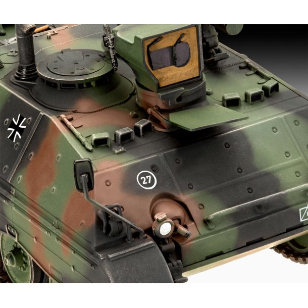 Revell Raketenjagdpanzer Jaguar 1: 1:35 modelkampvogn med lim og maling