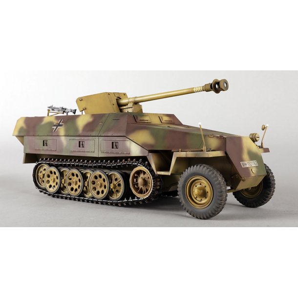 Trumpeter German Sd.Kfz 251/22D halvsp�r - 1:16