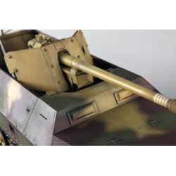 Trumpeter German Sd.Kfz 251/22D halvsp�r - 1:16