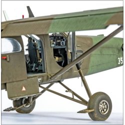 Heller Pilatus PC-6 B2/H2 Turbo Porter - 1:48