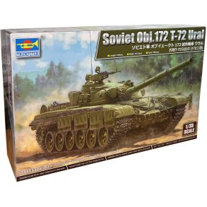 Trumpeter Ryska Obj.172 T-72 Ural - 1:35