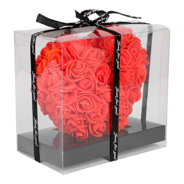 Hjerte af kunstige roser � Romantisk rosenhjerte i gave�ske