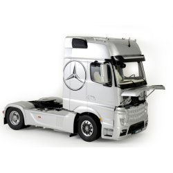 Italeri Mercedes Actros MP4 lastbil - 1:24