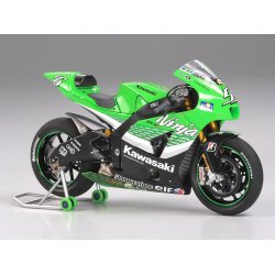 Tamiya Kawasaki Ninja ZX-RR - Model motorcykel