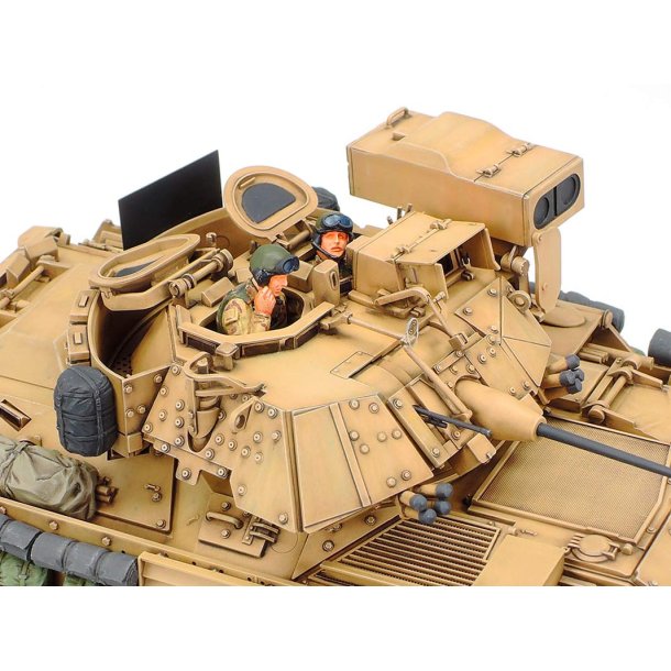 Tamiya M2A2 ODS infantry fighting vehicle modelkampvogn