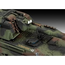 Revell Panzerhaubitze 2000 modell tank