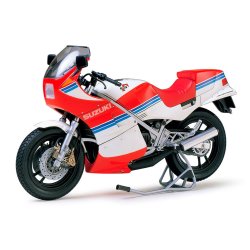 Tamiya Suzuki RG250 &Gamma; with Full Options - Model motorcykel