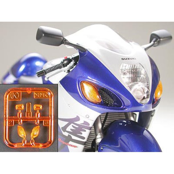 Tamiya Suzuki Hayabusa 1300 GSX1300R - Model motorcykel