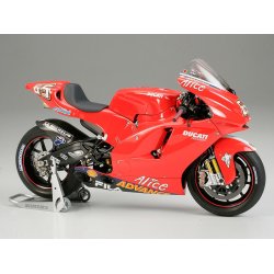 Tamiya Ducati Desmosedici - Modell motorcykel