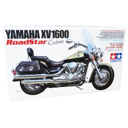 Tamiya Yamaha XV1600 Road Star Custom - Model motorcykel