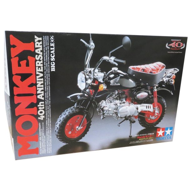 Tamiya Honda Monkey 40th anniversary - Model motorcykel