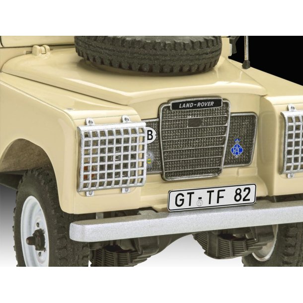 Revell Land Rover Series III LWB modelbil