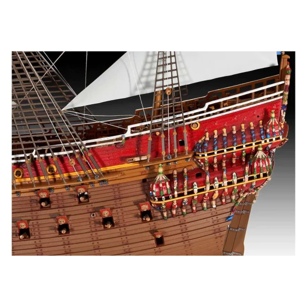 Revell Swedish Regal Ship "Vasa 1628" 1:150