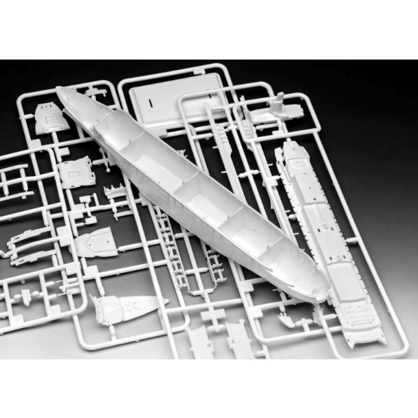 Revell Model Set Queen Elizabeth II - 1:1200 Modelskib med lim og grundmaling