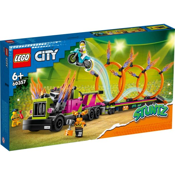 LEGO City 60357 - Utmaning med stuntbil och brandringar