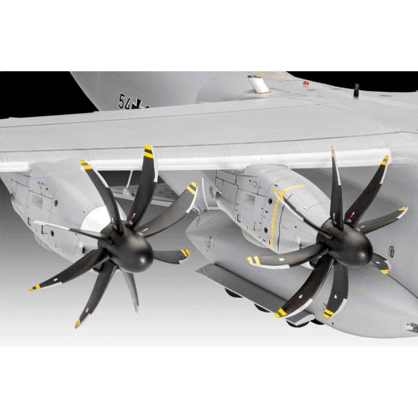 Revell Luftwaffe Airbus A400M Atlas